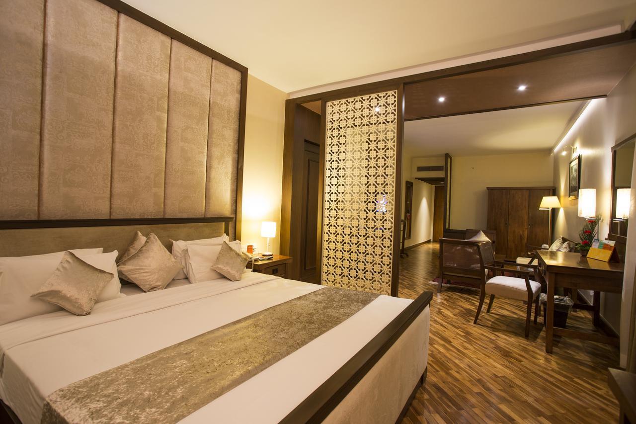 Hotel Shangri-La, Катманду Экстерьер фото