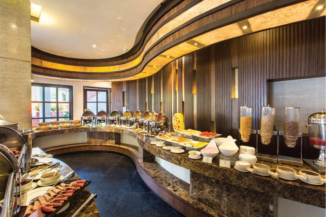 Hotel Shangri-La, Катманду Экстерьер фото