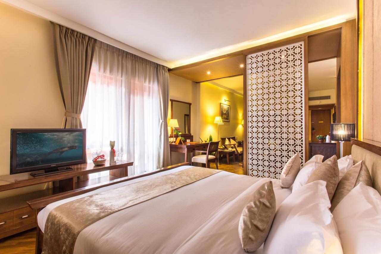 Hotel Shangri-La, Катманду Экстерьер фото