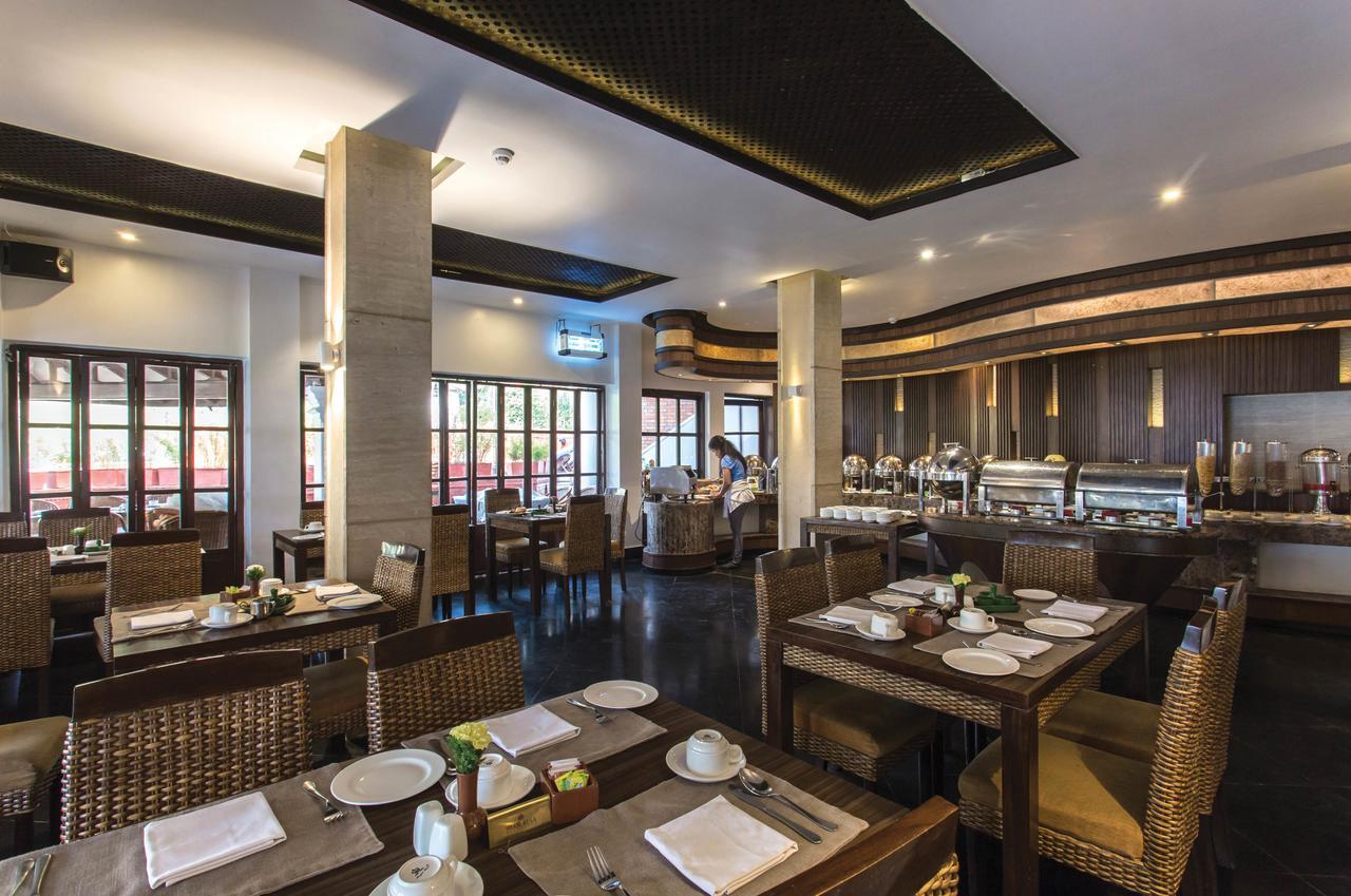 Hotel Shangri-La, Катманду Экстерьер фото