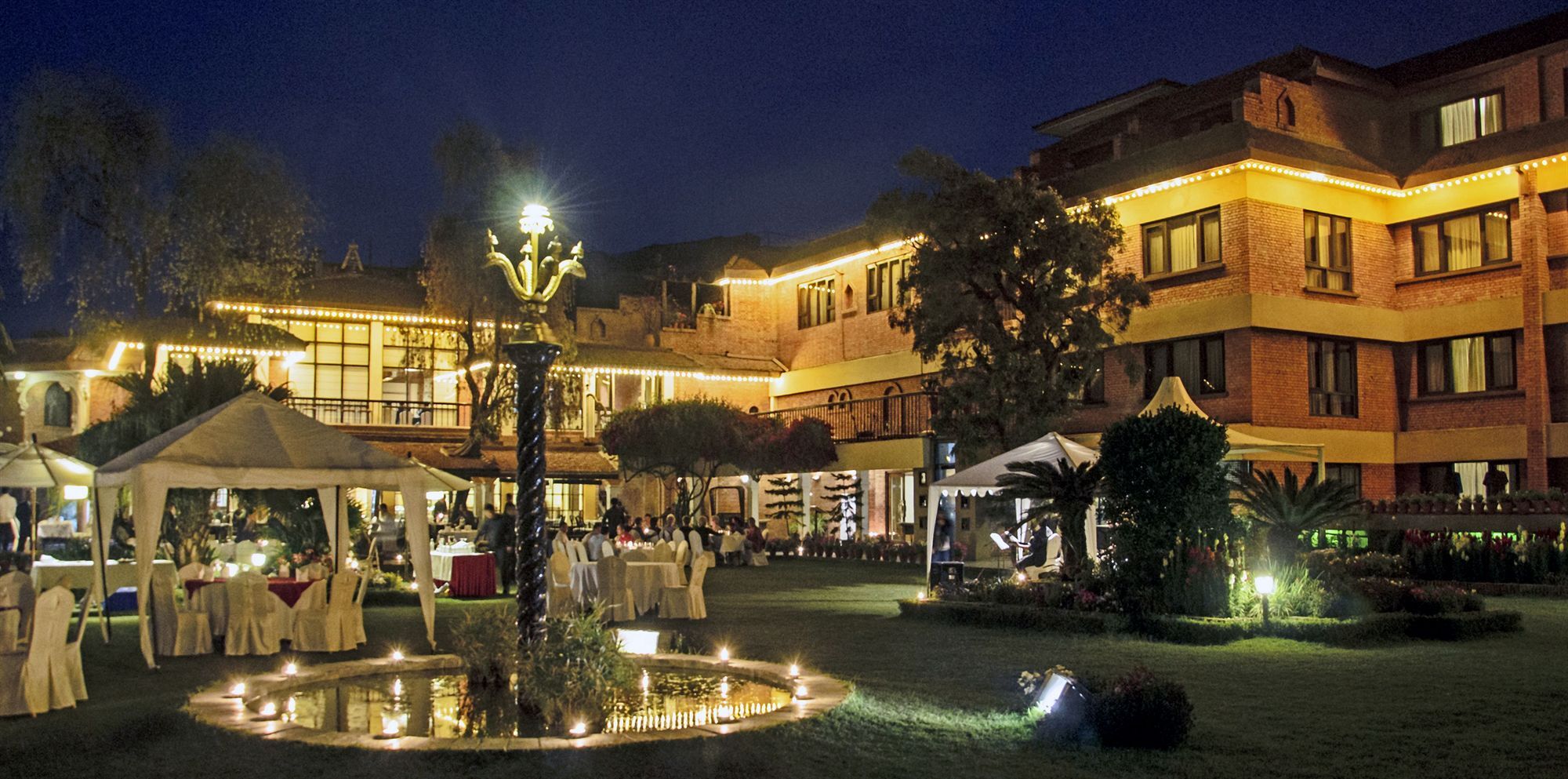 Hotel Shangri-La, Катманду Экстерьер фото